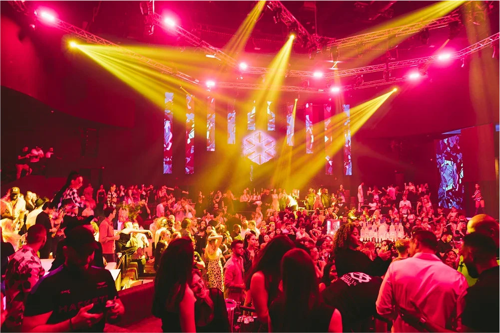 Inside WHITE Abu Dhabi. Venue photography does not confirm a particular night’s programme.